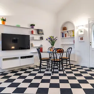 New Quiet Flat - Santa Croce View - Servizi Florence