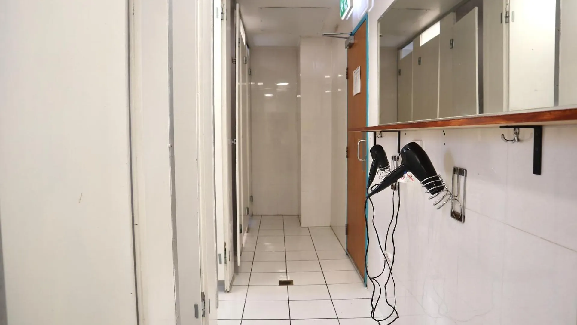 Chill Backpackers Hostel Brisbane Australia